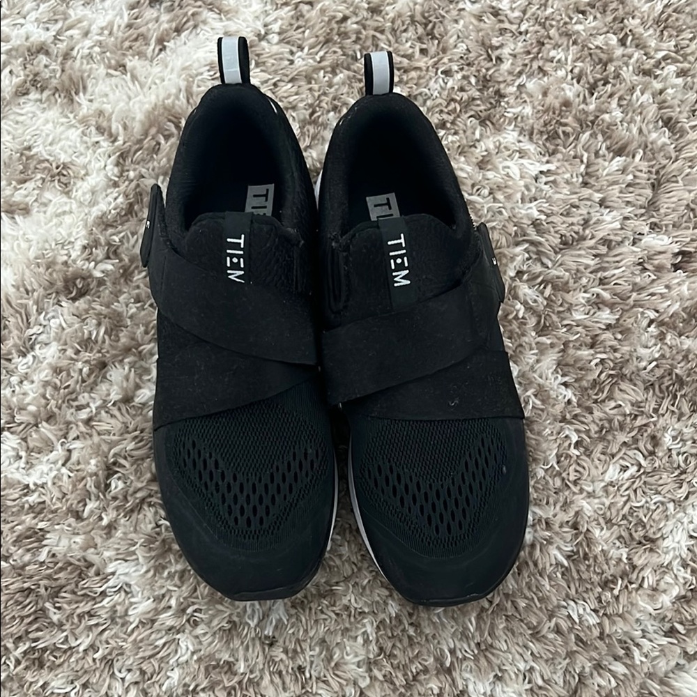 TIEM cycle shoes 8.5